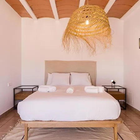 Villa 4 Palms - Renovated In The Countryside 5 Minutes From Ibiza Town *