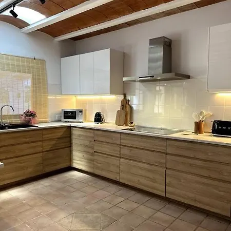 4 Palms - Renovated In The Countryside 5 Minutes From Ibiza Town