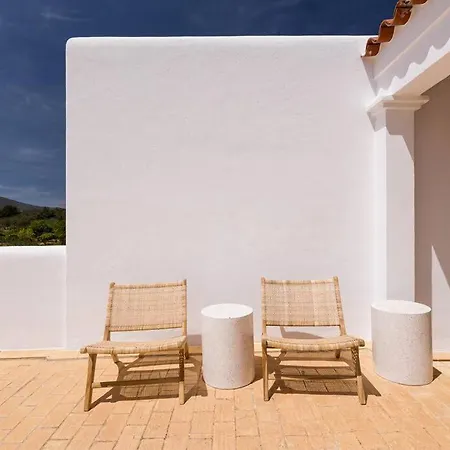 4 Palms - Renovated In The Countryside 5 Minutes From Ibiza Town