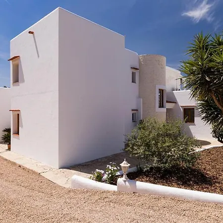 Villa 4 Palms - Renovated In The Countryside 5 Minutes From Ibiza Town