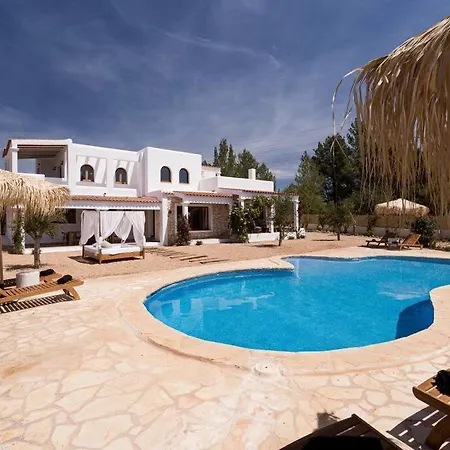4 Palms - Renovated In The Countryside 5 Minutes From Ibiza Town Villa
